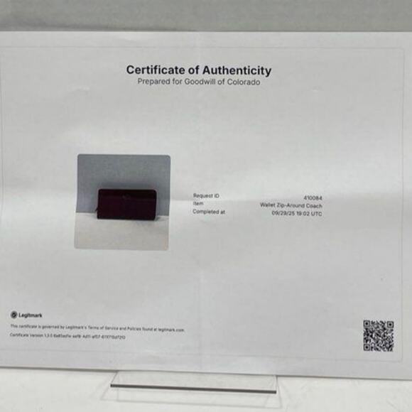 Coach G1832-58586 Smooth Leather Skinny Wallet - Picture 3 of 12